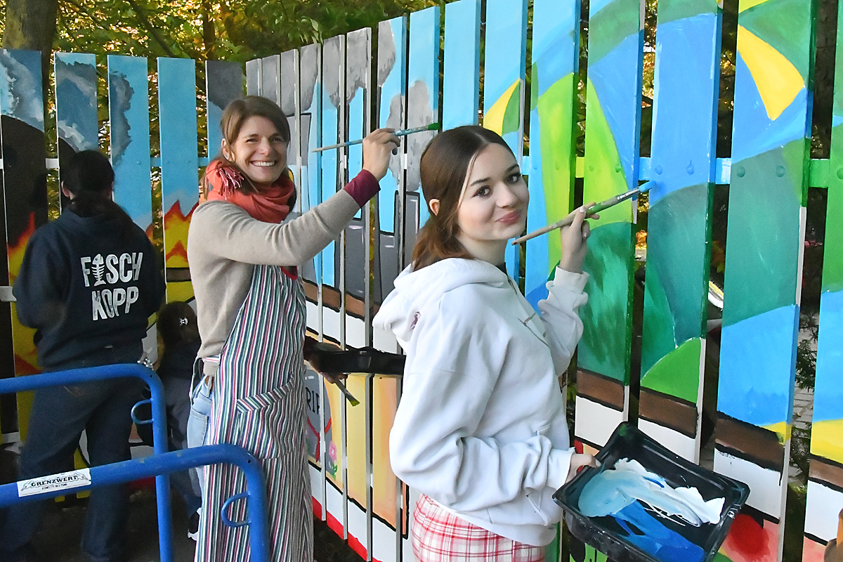 25-09_Zaunbemalung_15-WO