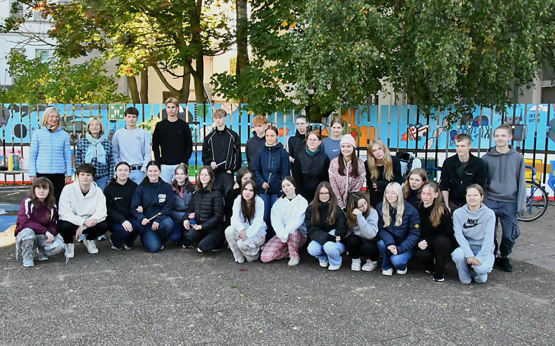 Neuer Hingucker auf dem Theatervorplatz